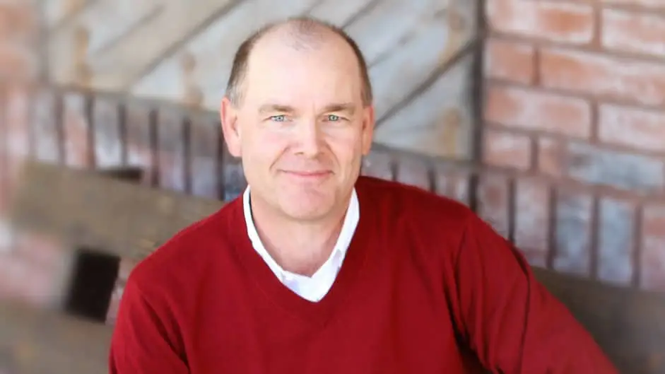 Photo of Jim Akers.
